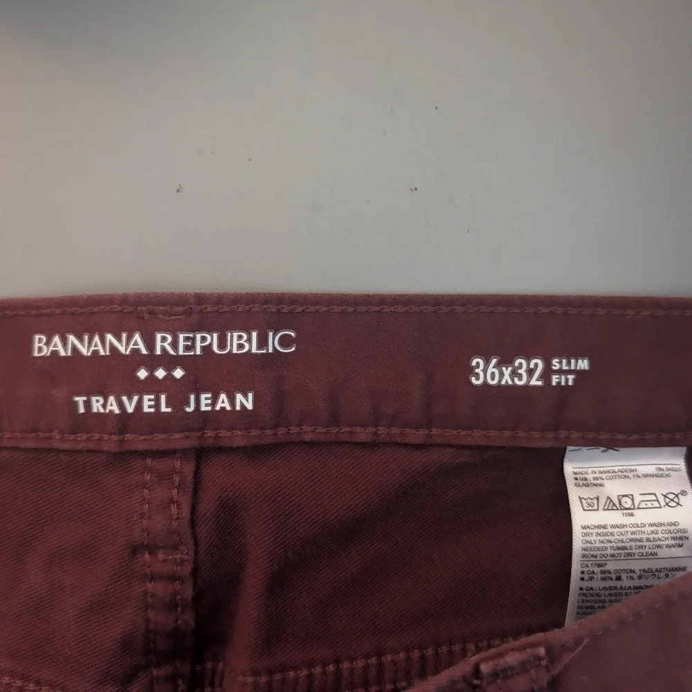 Banana Republic 36x32 Slim Fit Burgundy Red Men's Travel Jean Pant